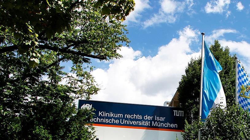 Haupteingang des Universitätsklinikums rechts der Isar an der Ismaninger Straße Haupteingang des Universitätsklinikums rechts der Isar an der Ismaninger Straße