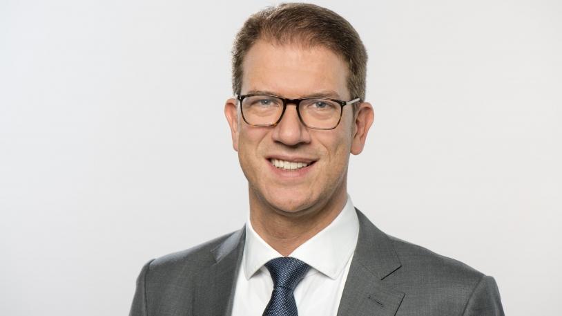 Prof. Florian Bassermann Prof. Florian Bassermann